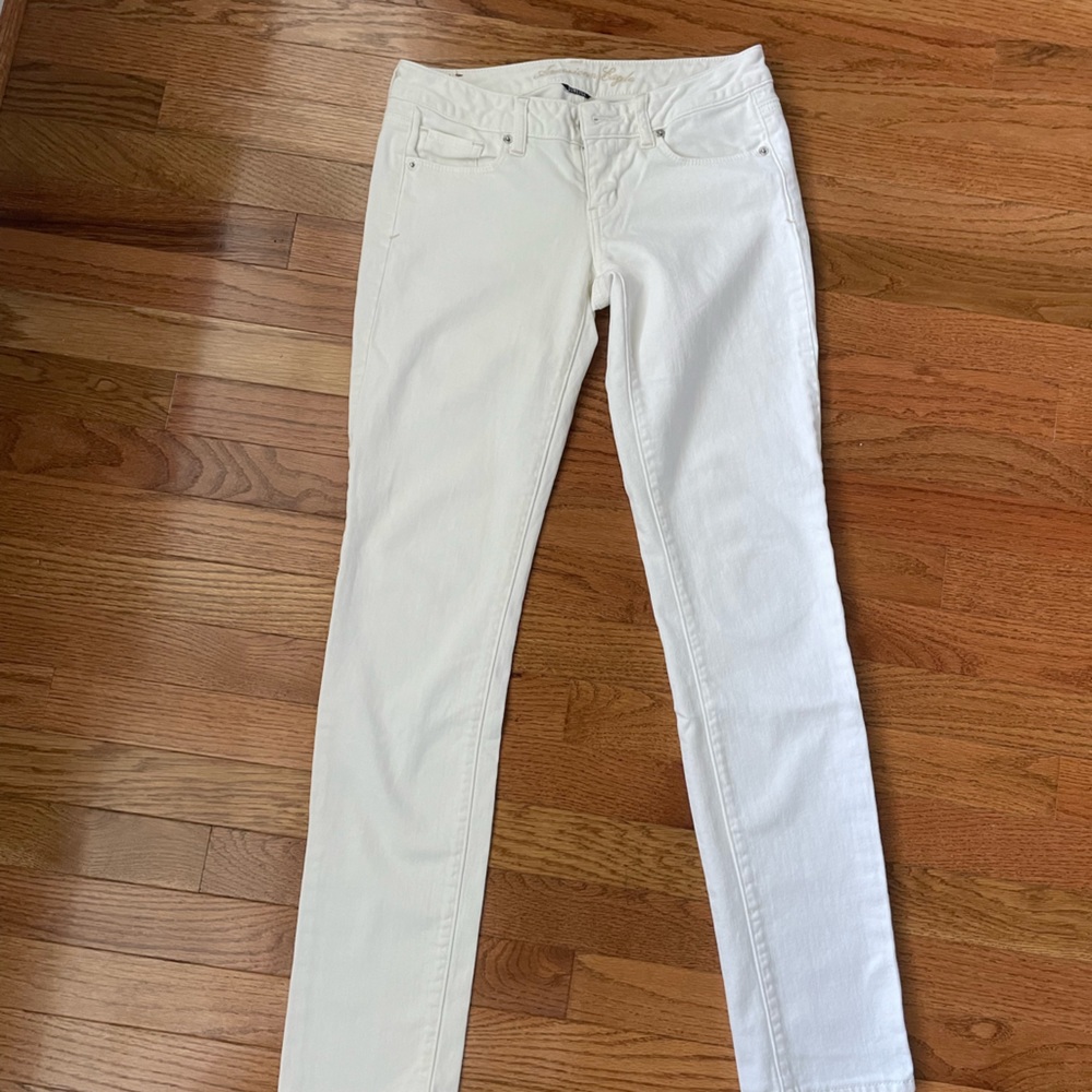 American Eagle White skinny pants